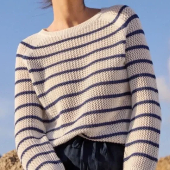 J.McLaughlin White and Navy Stripe Sweater, Size XL - Picture 1 of 3